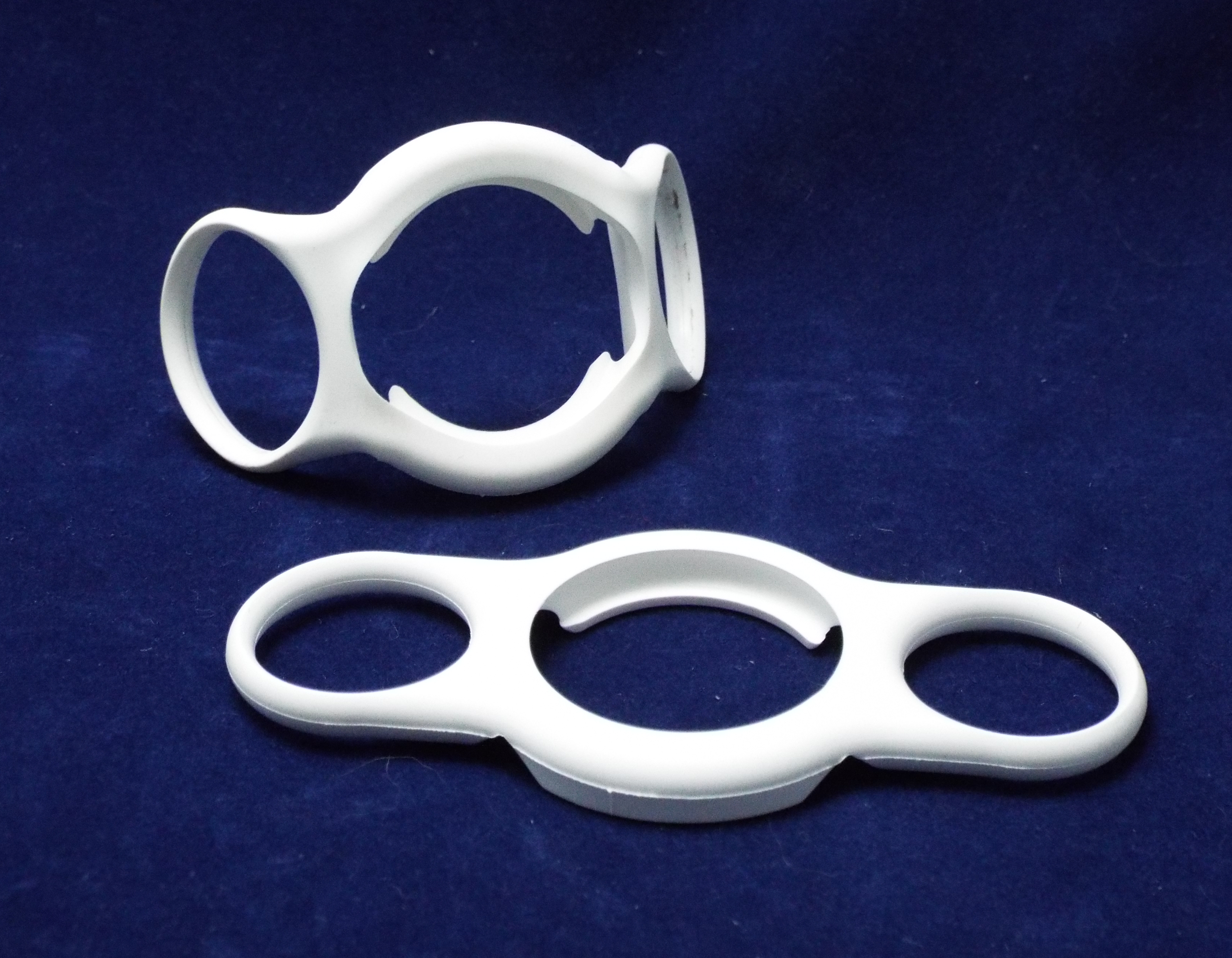 EpiGuard Air White. Tracking adapter for EpiPen cases (Apple AirTag)